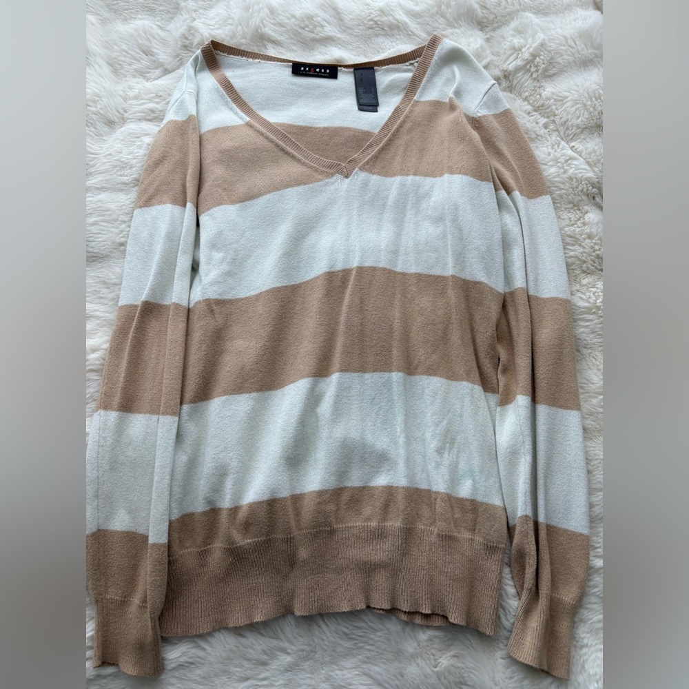 Womens Axcess Sweater